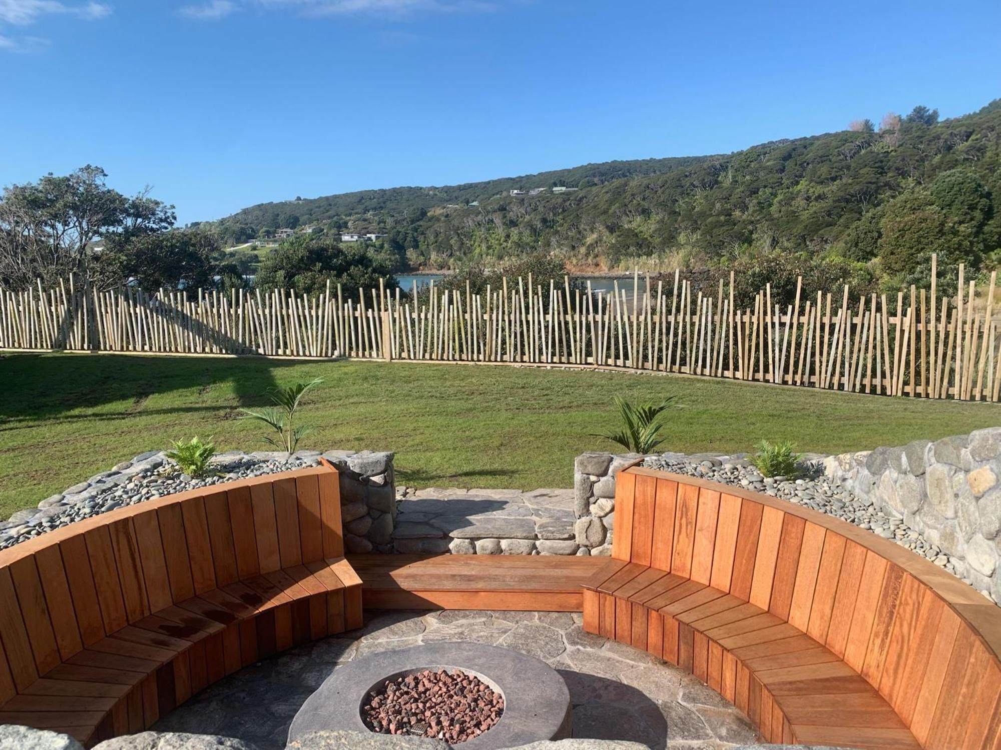רגלאן Te Whaanga Retreat & Spa מראה חיצוני תמונה