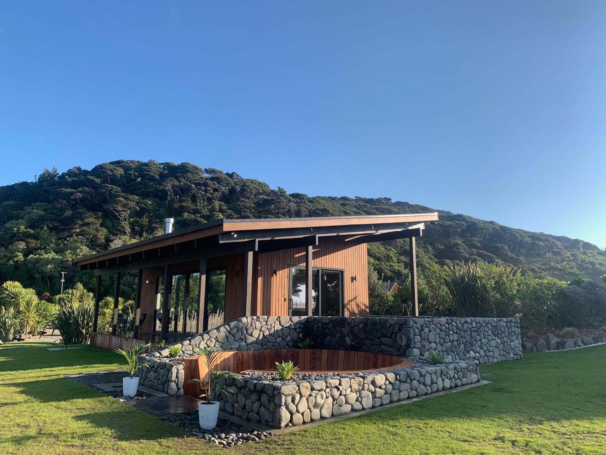 רגלאן Te Whaanga Retreat & Spa מראה חיצוני תמונה